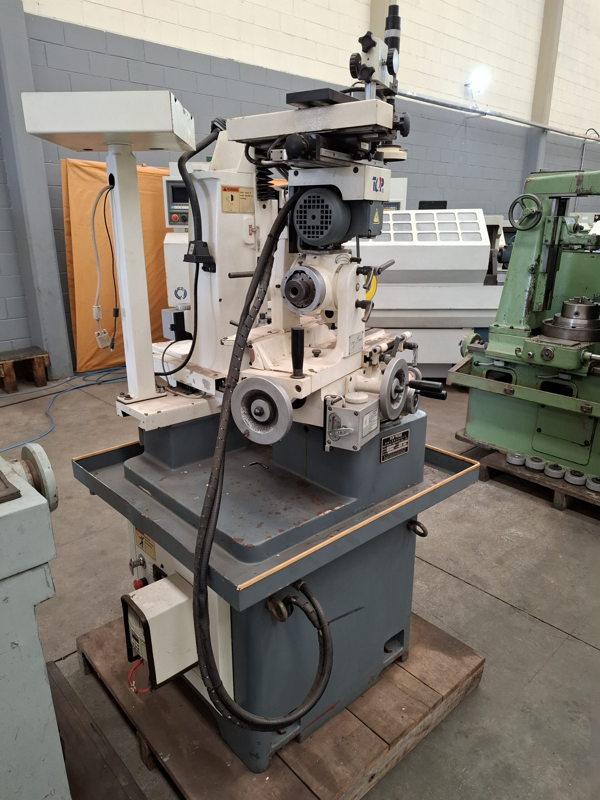 Afiadora Universal marca Top Work modelo Monaset CM-A Afiadora Universal marca Top Work modelo Monaset CM-A