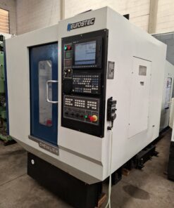 Centro de usinagem Eurostec MCV 520 ano 2016 comando Mitsubishi M70
