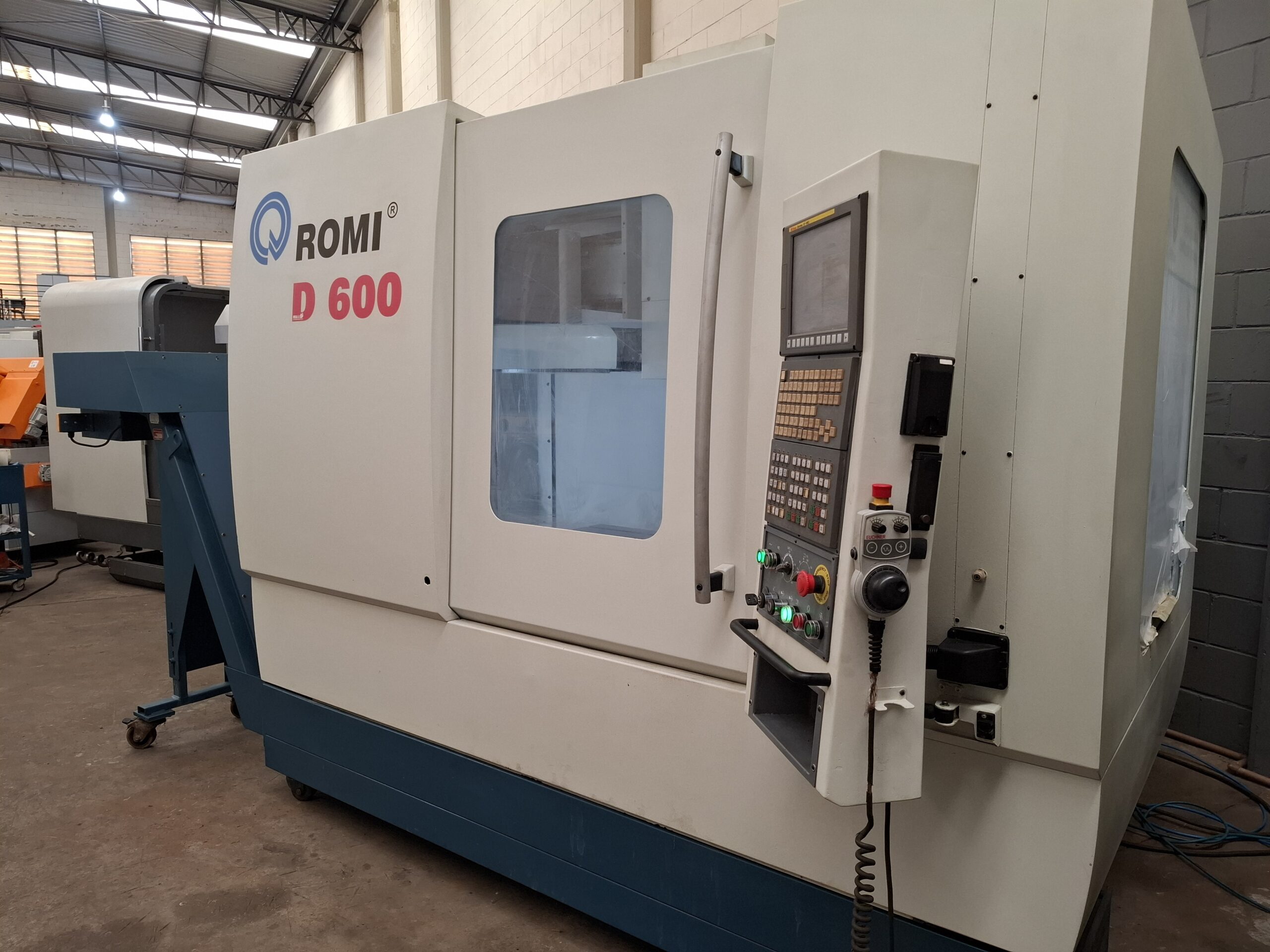 Centro de Usinagem marca Romi modelo D600 Centro de Usinagem marca Romi modelo D600