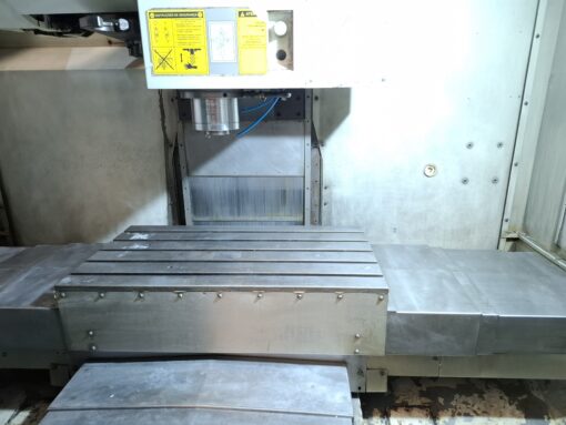 Centro de Usinagem Romi D-800 ano 2008 Comando Fanuc e Refrigeração interna