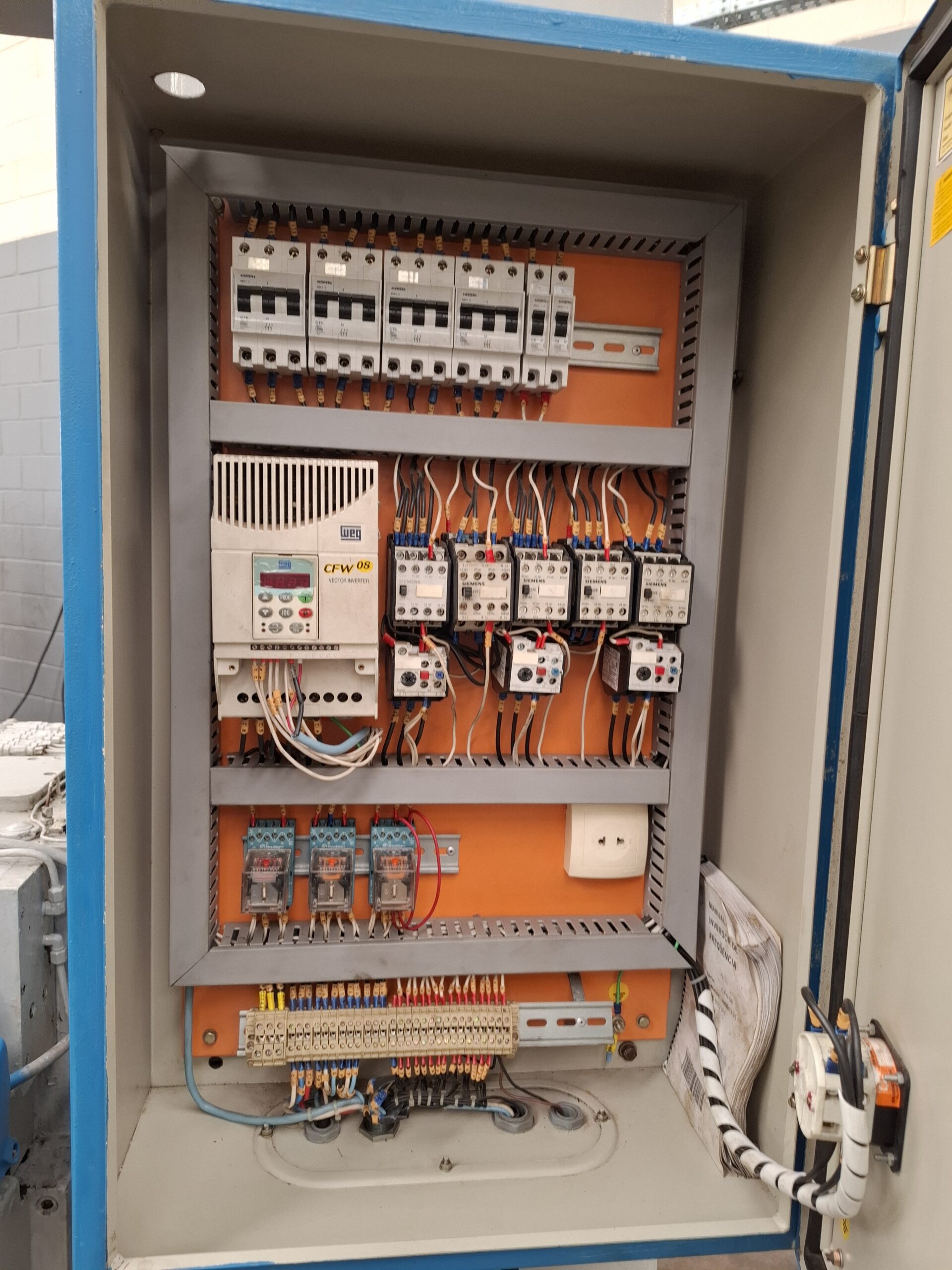 Mandrilhadora Fuso 70 marca Zocca modelo MFZ-70 Mandrilhadora Fuso 70 marca Zocca modelo MFZ-70