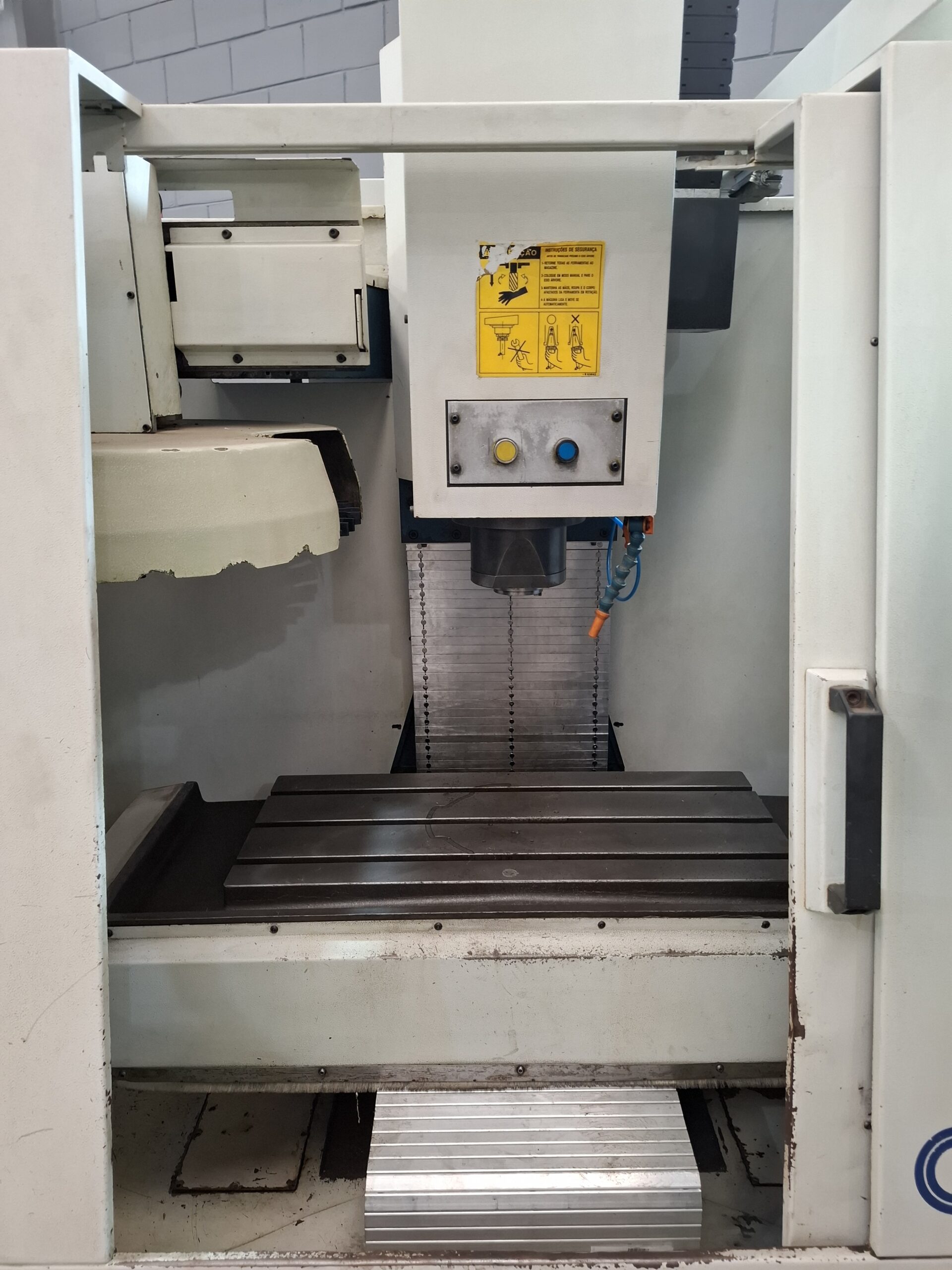 Centor de Usinagem Romi 4022 Revisado em ótimo estado Centor de Usinagem Romi 4022 Revisado em ótimo estado