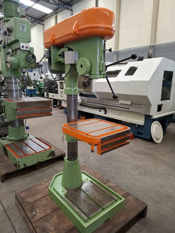 Furadeira de Coluna de Correia marca Kone modelo FC2-CP1