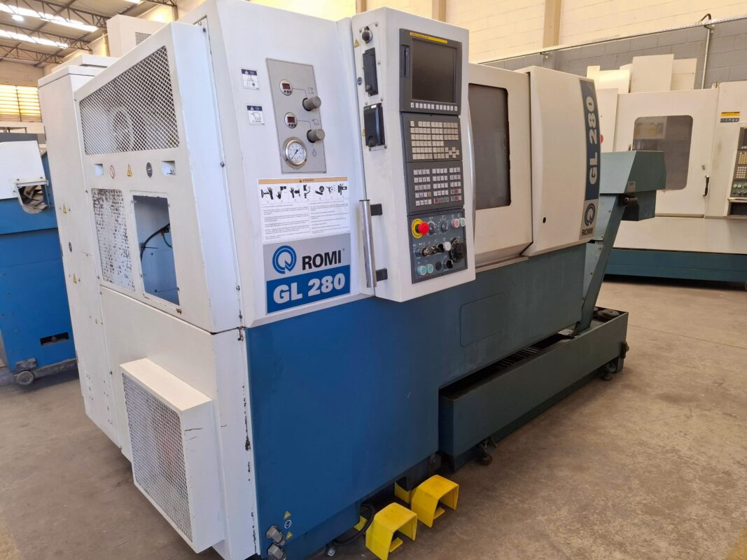Torno CNC marca Romi modelo GL-280 ano 2013