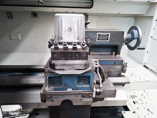 Torno CNC Romi Centur 40A ano 2013 comando Siemens Ø685x3000mm