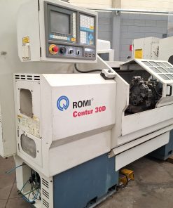 Torno CNC Romi Centur 30D ano 2001 comando Mach9 em ótimo estado.