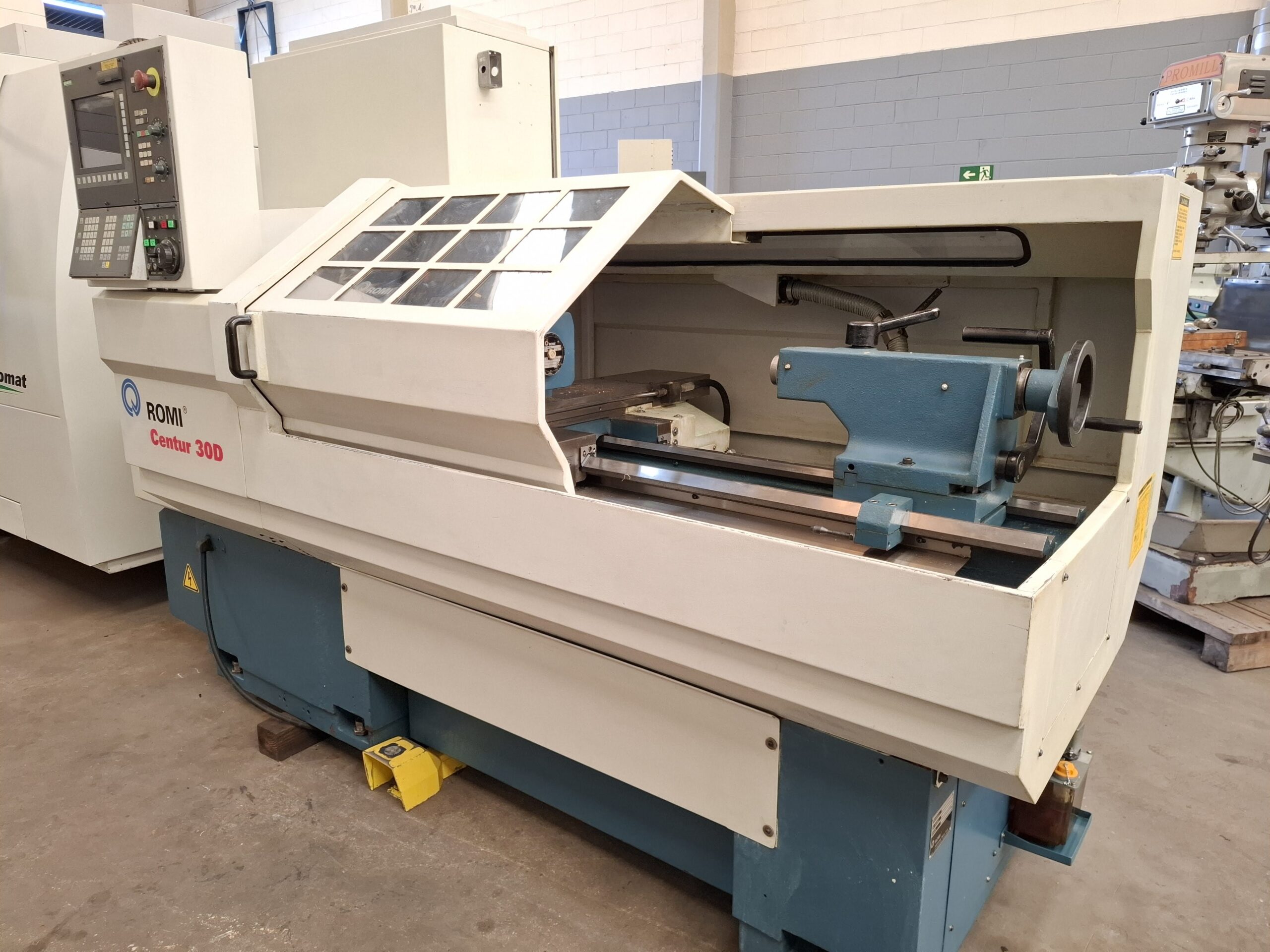 Torno CNC Romi Centur 30D ano 2008 Reformado Torno CNC Romi Centur 30D ano 2008 Reformado