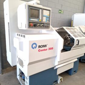 Torno CNC Romi Centur 30D 500mm Reformado