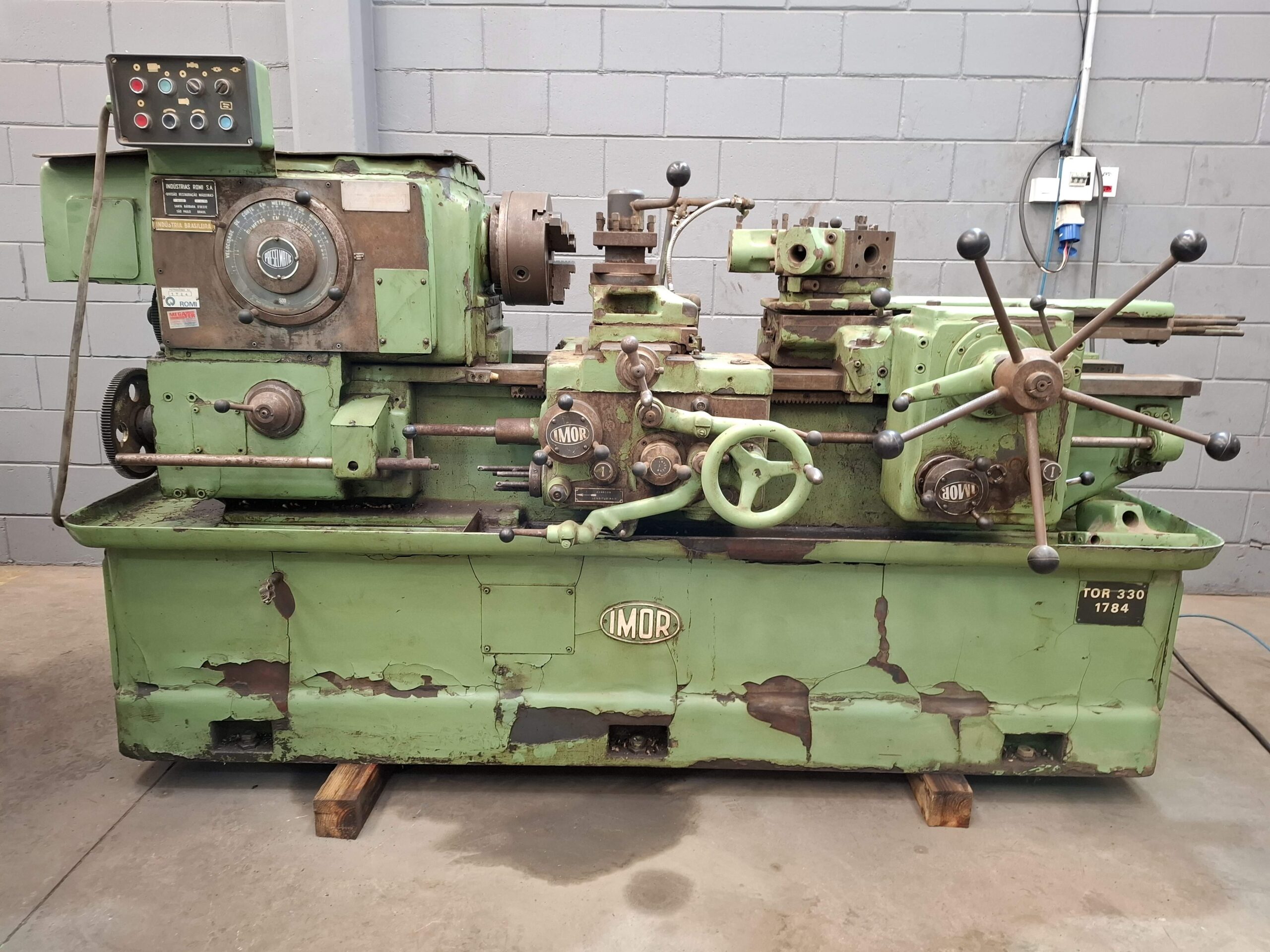 Torno Revólver marca IMOR modelo Pre-Selector Torno Revólver marca IMOR modelo Pre-Selector