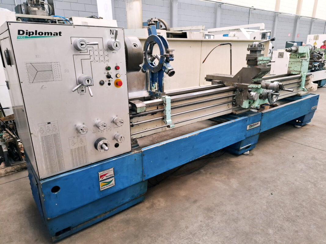 Torno mecânico Nardini Diplomat Modelo NZ-400BT - Ø800x3000mm