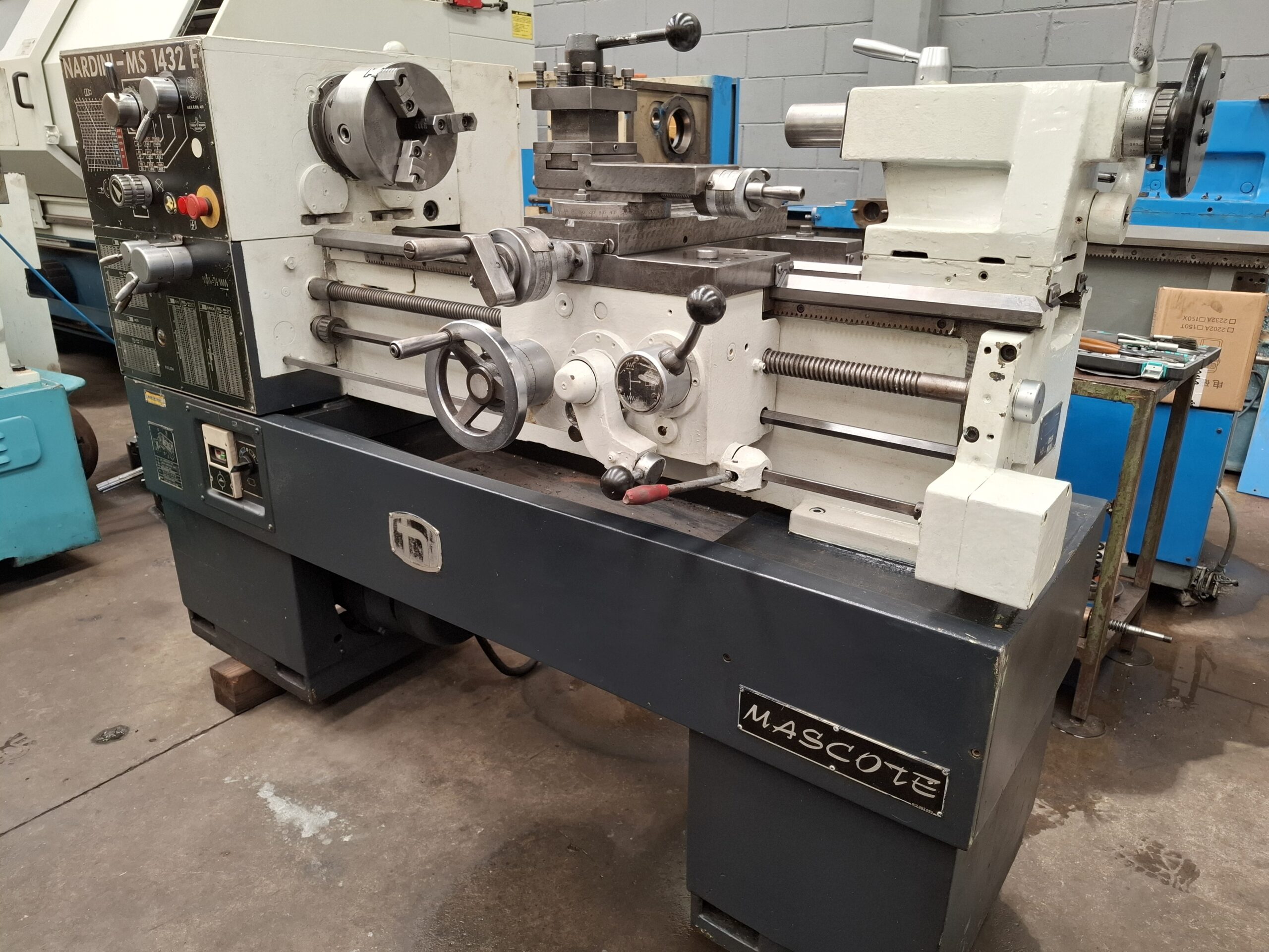 Torno Mecânico Nardini Mascote MS-1432E-3 Torno Mecânico Nardini Mascote MS-1432E