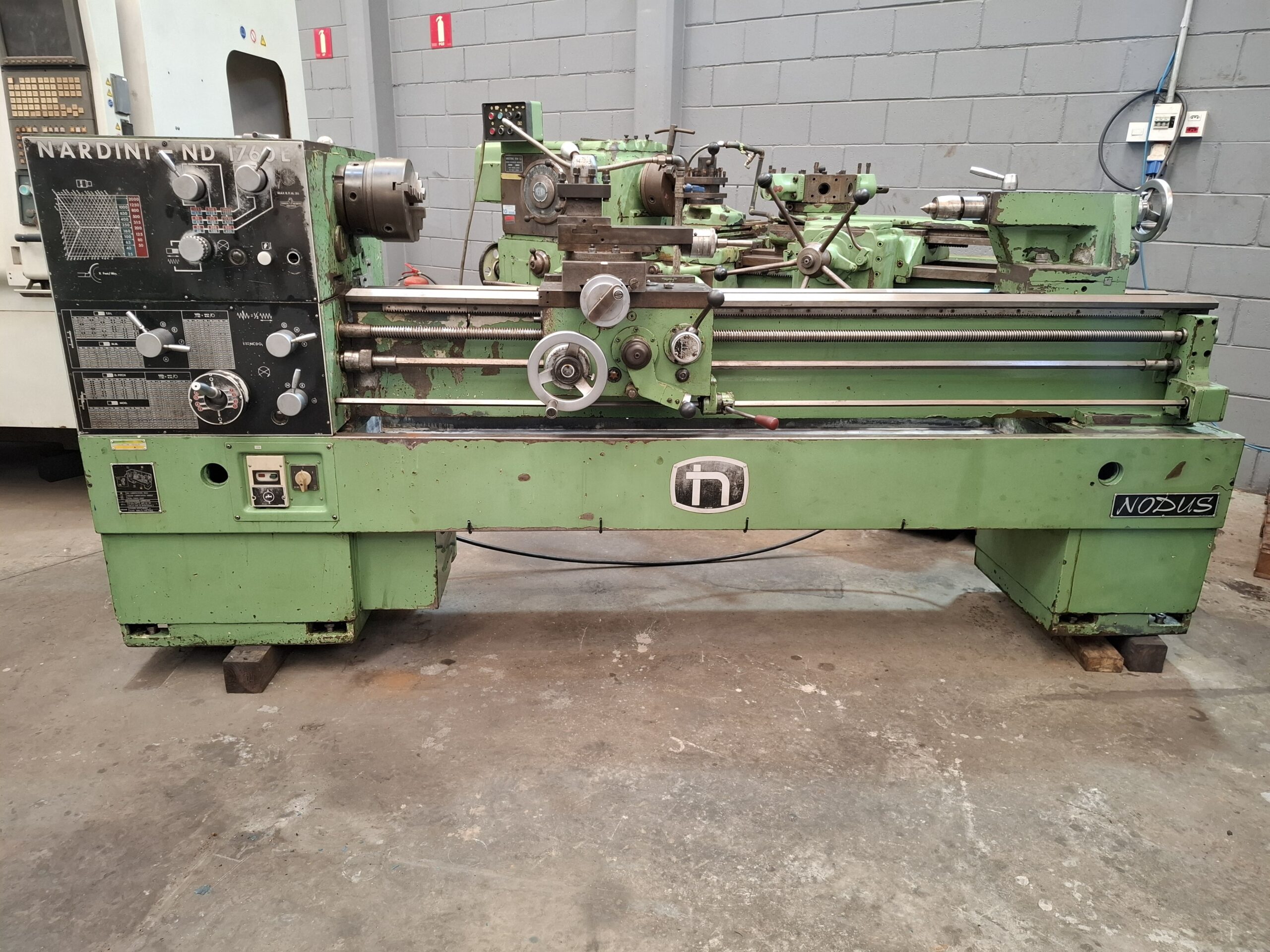 Torno Mecânico marca Nardini modelo ND-1760 Torno Mecânico marca Nardini modelo ND-1760