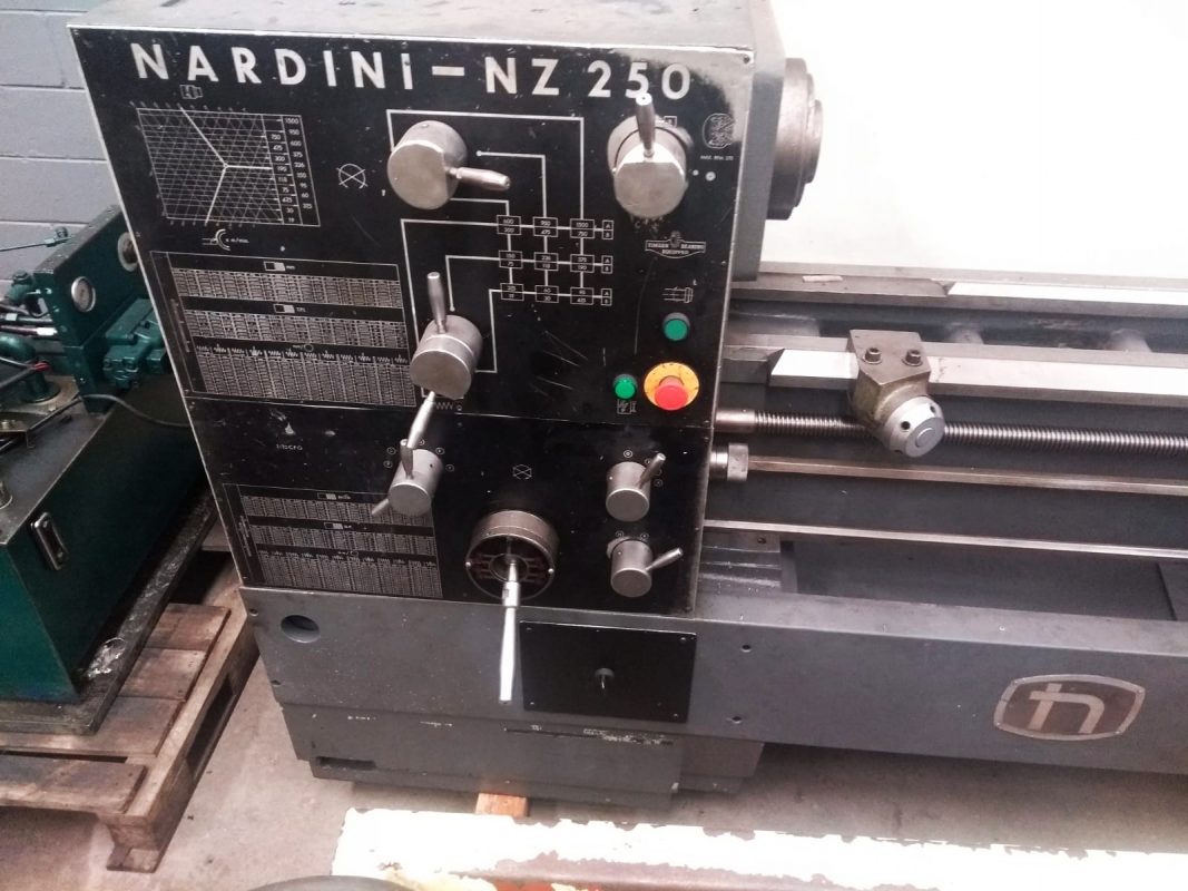 Torno mecnico Nardini NZ-250  Megafer Mquinas